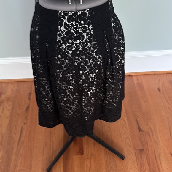Talbots lined black lace skirt 2p - Picture 4 of 6